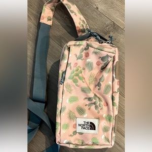 North face field bag